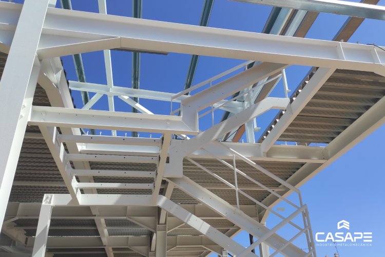 Edifício metálico comercial