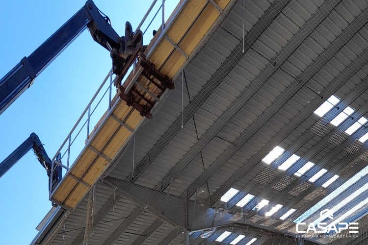 Cobertura metálica - Armazém industrial