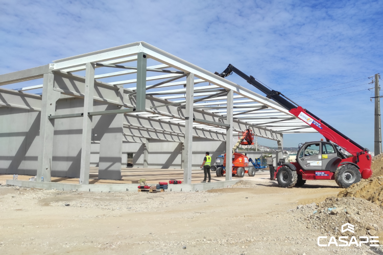 Estrutura metálica - Edifício comercial