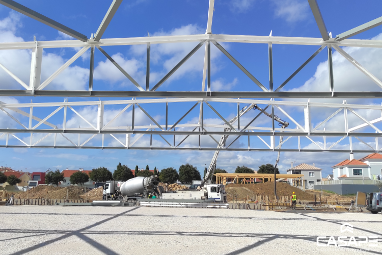 Edifício metálico comercial 